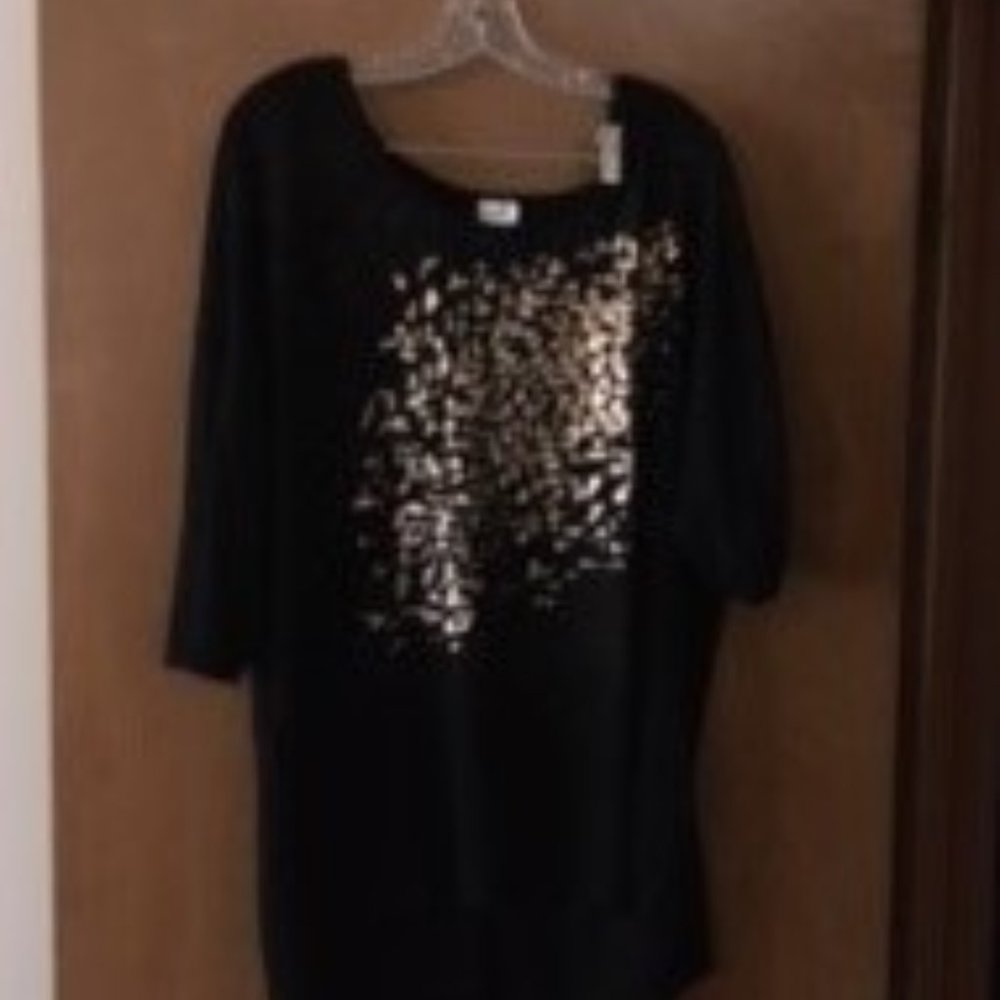Black with gold short sleeve top